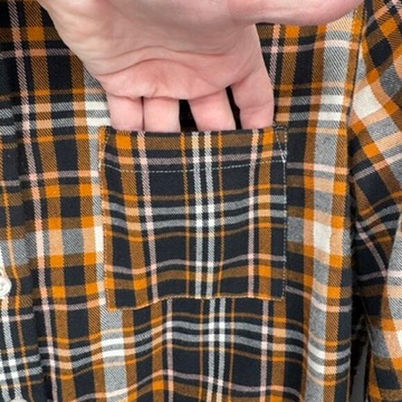 Garnet‎ Hill Grunge Flannel Button-up Shirt Womens 10 Cotton Blue Plaid - Picture 4 of 10